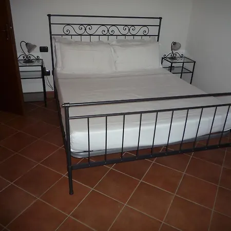 Tuscany Apartment *